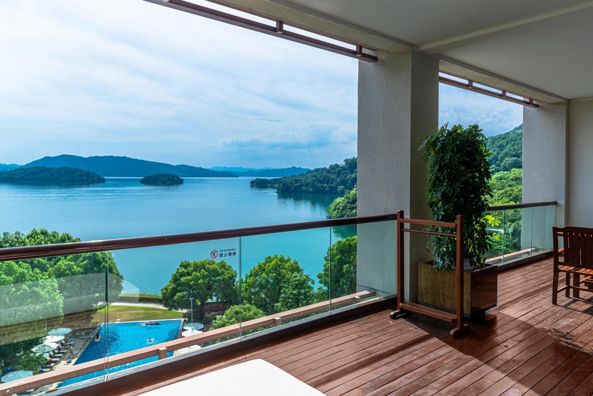 Intercontinental One Thousand Island Lake Resort By Ihg Chun'an ภายนอก รูปภาพ