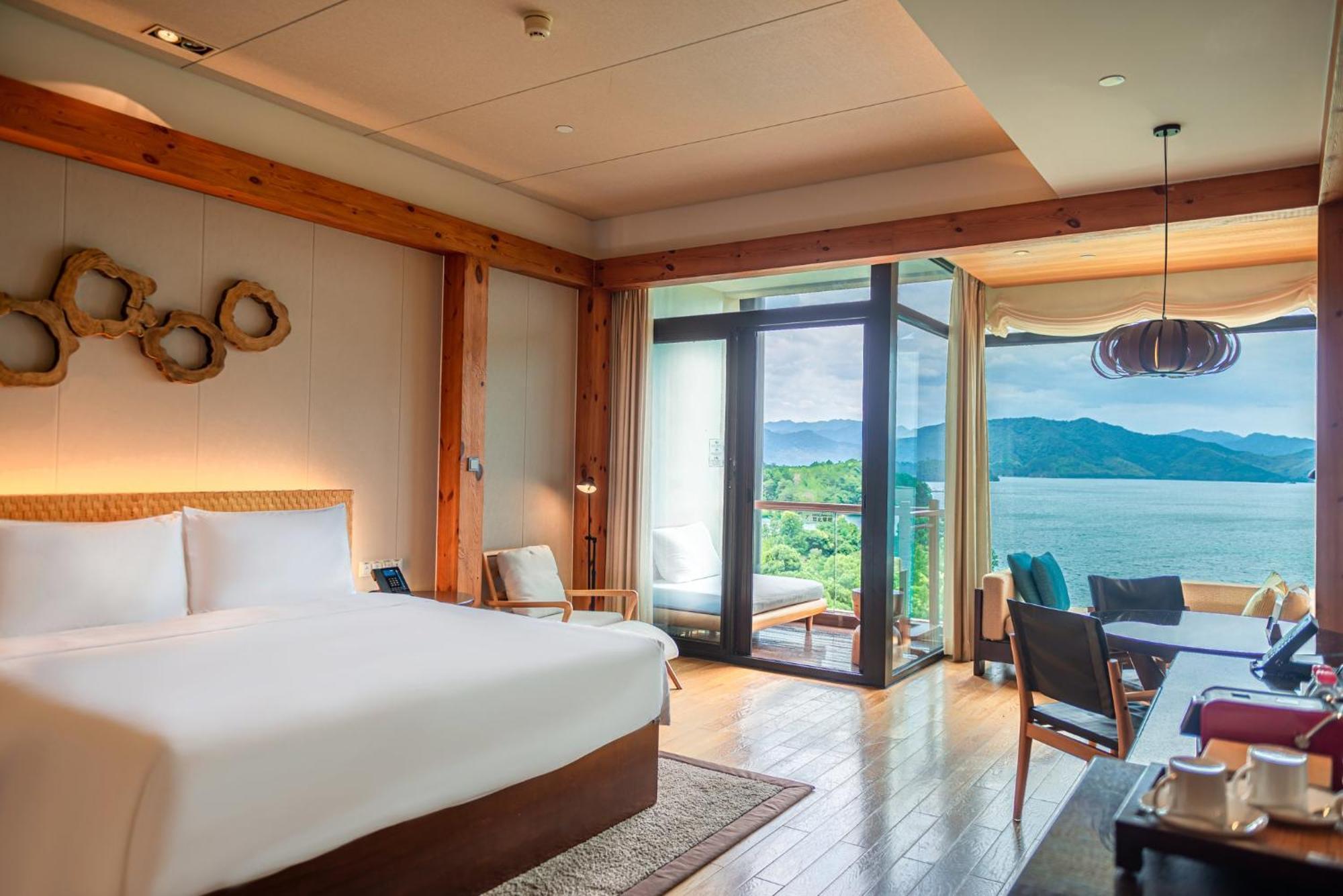 Intercontinental One Thousand Island Lake Resort By Ihg Chun'an ภายนอก รูปภาพ